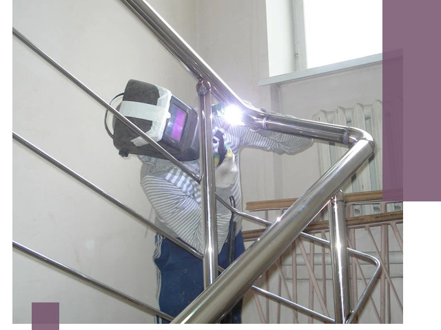 Монтаж перил и ограждений качественно в Коркине