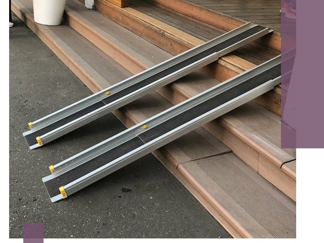 Телескопические пандусы под ключ в Коркине — изготовление и монтаж