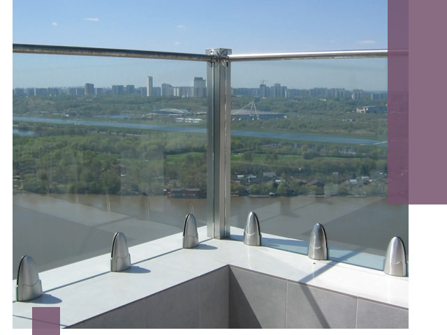 Стеклянные парапеты премиум класса в Коркине для домов и бизнесов