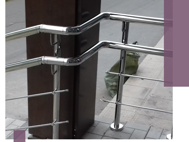 Монтаж поручней из нержавеющей стали в Коркине качественно и быстро